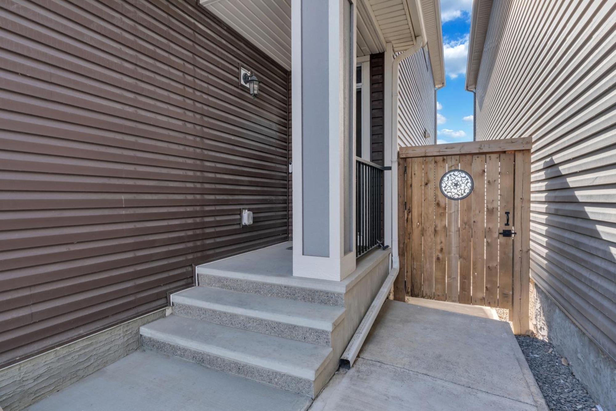 You Will Love This 2Br Guest Suite In Se Calgary Exterior photo