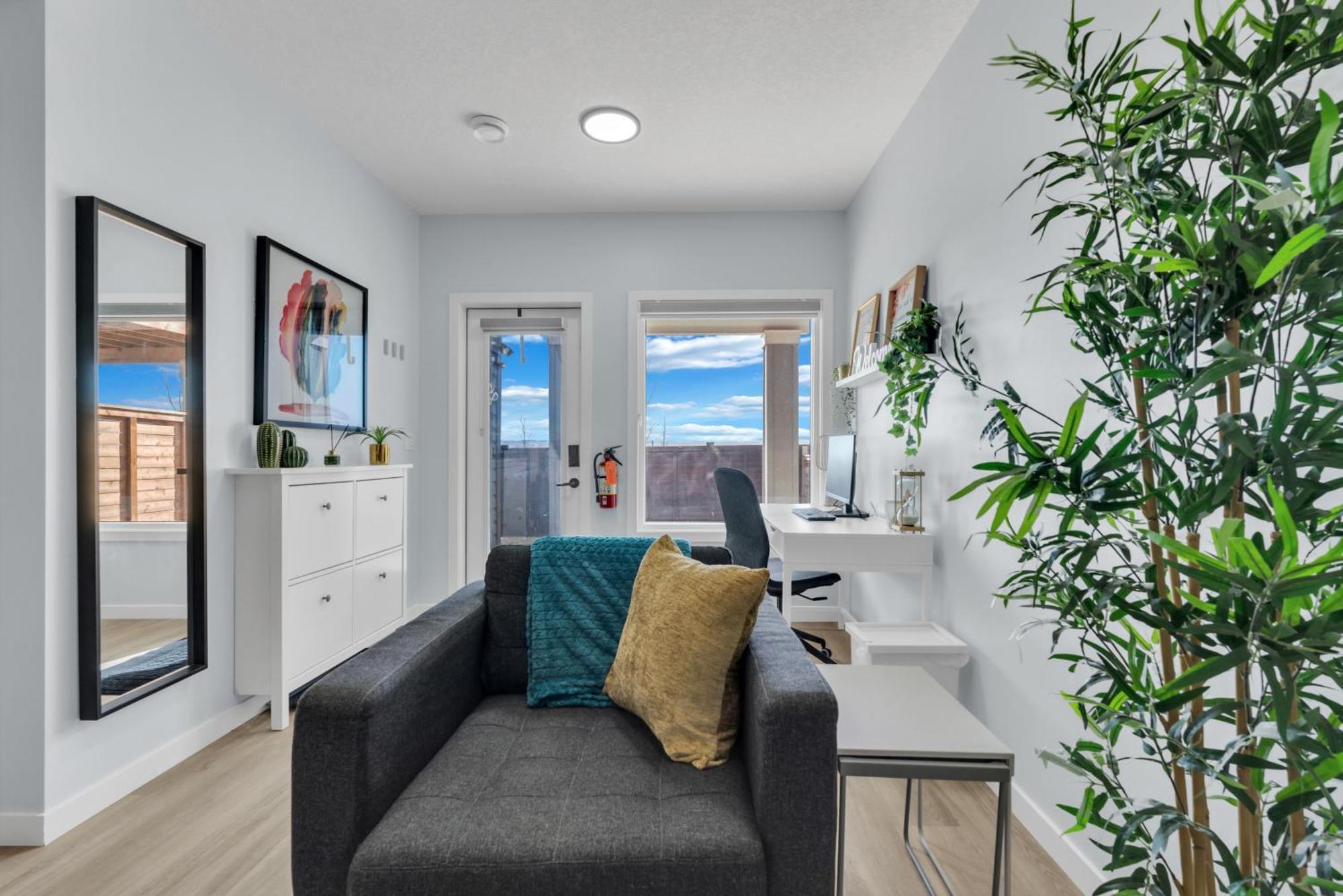 You Will Love This 2Br Guest Suite In Se Calgary Exterior photo